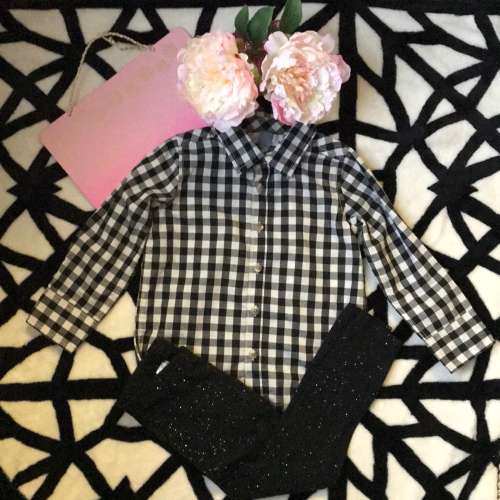 🔥🔥SOLD Long sleeve blouse + sparkle pant. 🔥🔥 - Picture 2 of 6